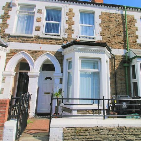 Three Bedroom Townhouse - Free Local Parking - By Property Promise Cardiff Esterno foto