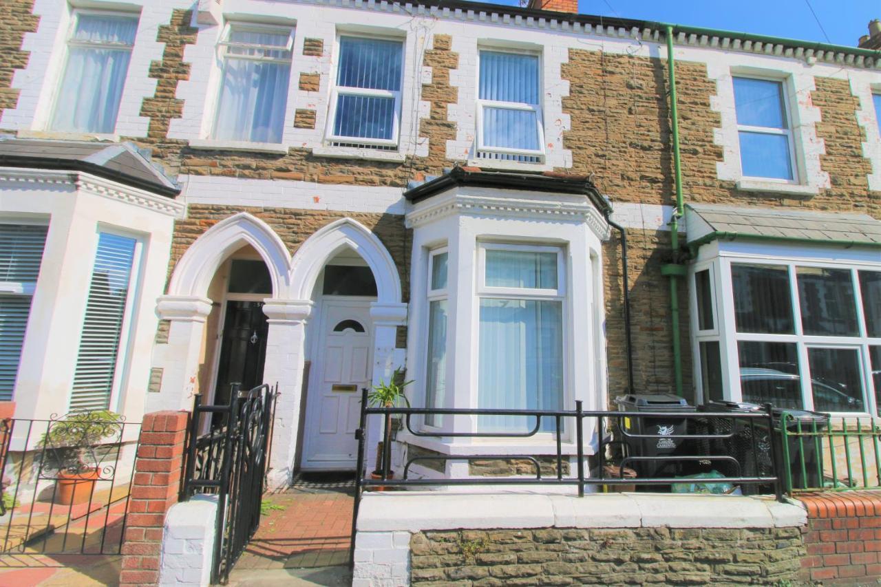 Three Bedroom Townhouse - Free Local Parking - By Property Promise Cardiff Esterno foto
